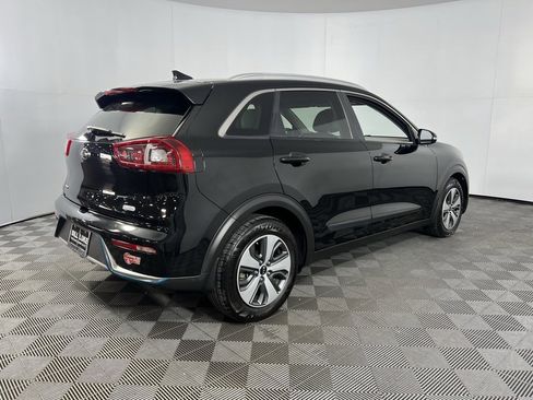 Used 2018 Kia Niro EX Premium image 6