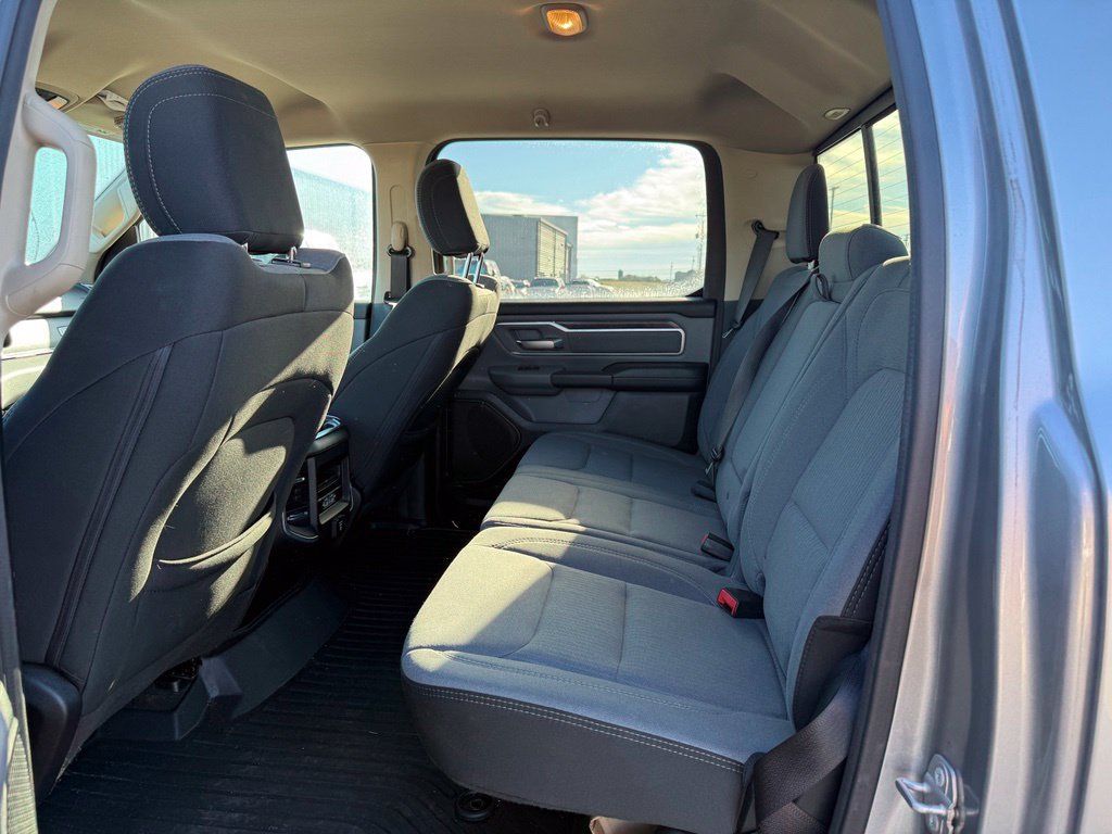 Used 2020 RAM 1500 Big Horn AWD/4WD image 7