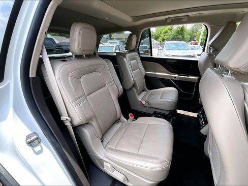 Used 2023 Lincoln Aviator Reserve w/ Equipment Group 201A AWD/4WD image 20