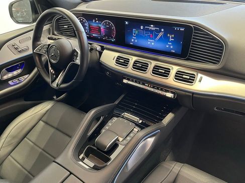 Used 2025 Mercedes-Benz GLE 350 4MATIC image 32