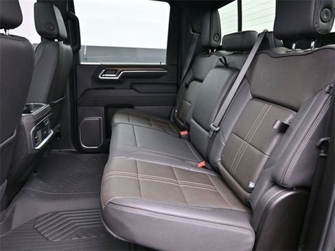 Certified 2025 Chevrolet Silverado 2500 High Country w/ Technology Package image 11