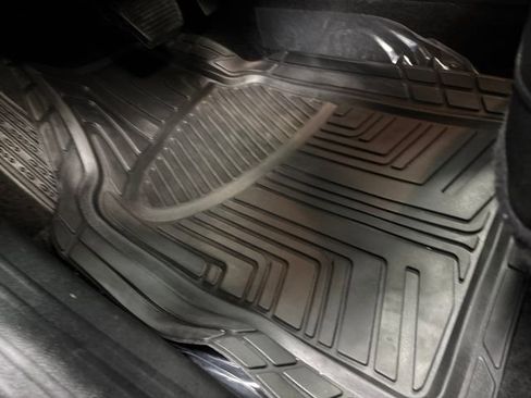 Used 2020 Jeep Compass Limited image 31