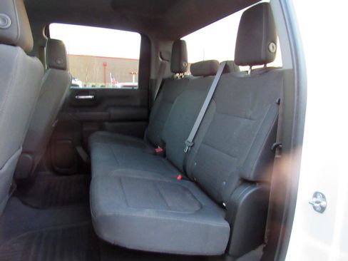 Used 2021 Chevrolet Silverado 2500 LT w/ Z71 Off-Road Package image 38