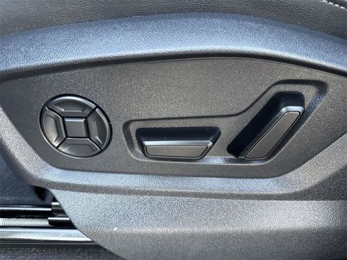 Certified 2025 Audi Q7 3.0T Premium Plus w/ Premium Plus Package image 12