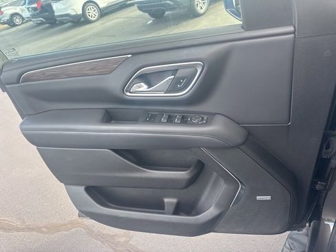 Used 2021 Chevrolet Tahoe Z71 image 18