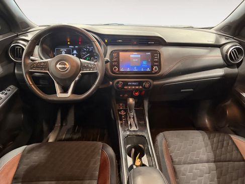 Used 2023 Nissan Kicks SR FWD image 11