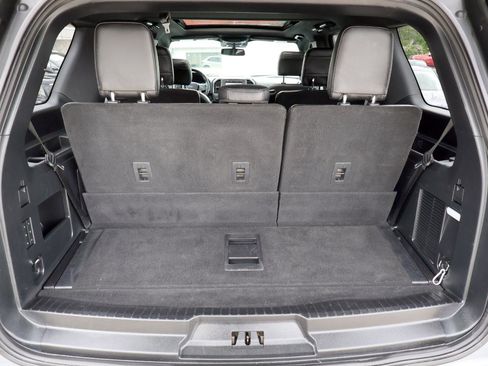 Used 2020 Ford Expedition Limited w/ Special Edition Package RWD image 6