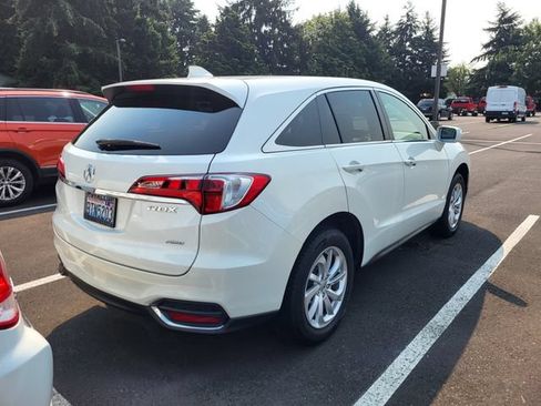 Used 2018 Acura RDX AWD image 3