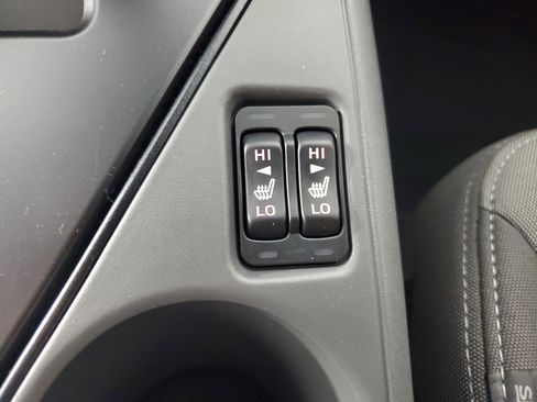 Used 2026 Subaru Crosstrek 2.0i Premium image 20