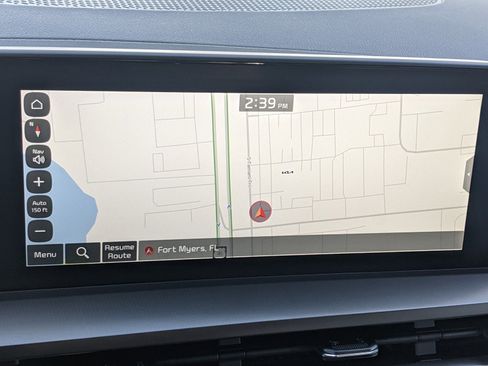 Used 2025 Kia Telluride S image 25