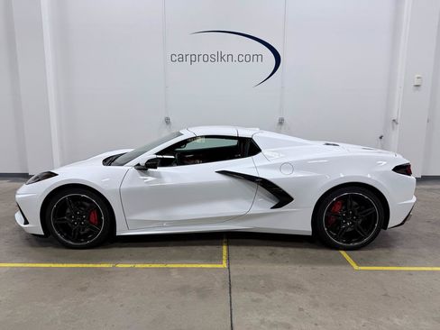 Used 2023 Chevrolet Corvette Stingray Preferred Conv w/ Battery Protection Package RWD image 4