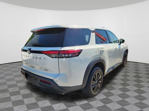 Certified 2022 Nissan Pathfinder S w/ Cargo Package AWD/4WD image 4