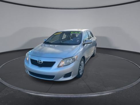 Used 2010 Toyota Corolla LE image 6