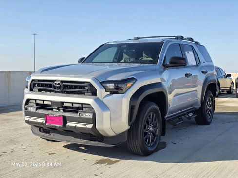 Used 2025 Toyota 4Runner SR5 AWD/4WD image 2