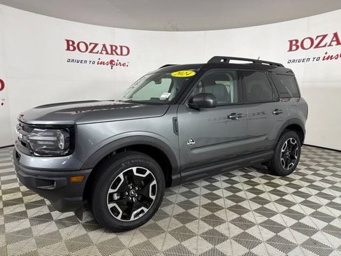 Certified 2024 Ford Bronco Sport Outer Banks w/ Tech Package AWD/4WD image 6