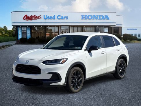 Used 2023 Honda HR-V Sport image 1