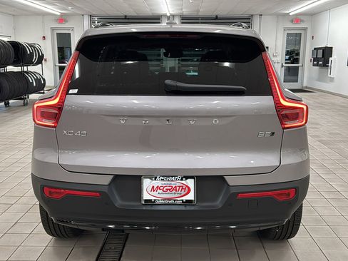 New 2026 Volvo XC40 B5 Plus w/ Protection Package Premier image 6