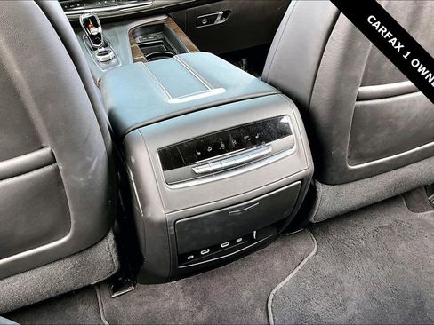 Used 2023 Cadillac Escalade ESV Sport Platinum w/ LPO, ONYX Package image 10