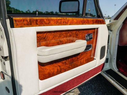 Used 1989 Rolls-Royce Silver Spirit RWD image 56