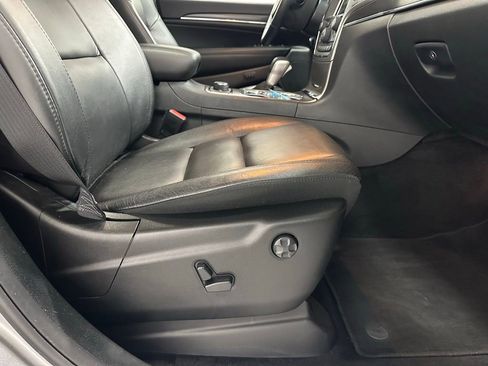 Used 2018 Jeep Grand Cherokee Limited AWD/4WD image 58