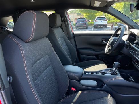 Certified 2024 Honda HR-V Sport image 31