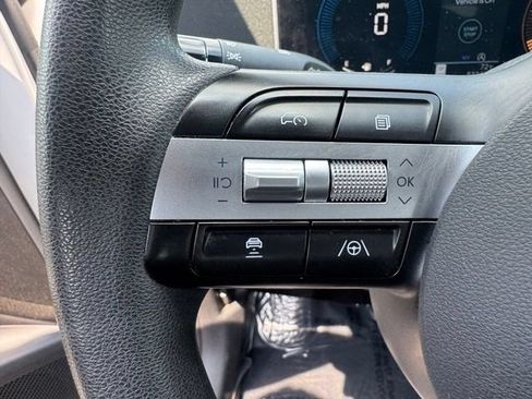 Used 2025 Hyundai Tucson SEL FWD image 21