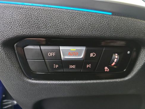 Used 2023 BMW i4 eDrive40 w/ M Sport Package image 35