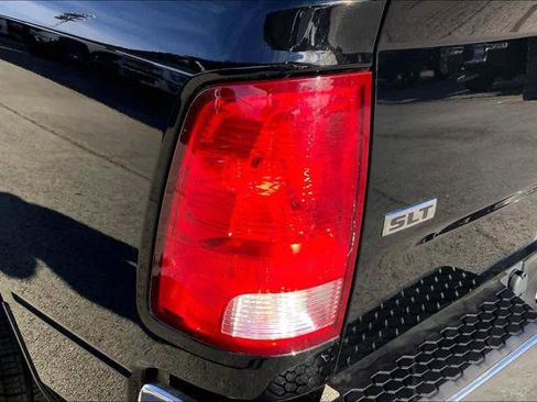 Certified 2024 RAM 1500 Classic SLT image 25