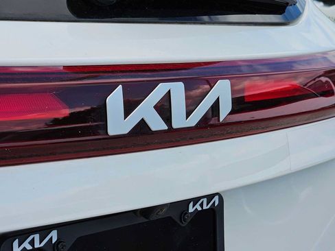 Used 2024 Kia Seltos S FWD image 11