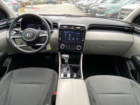 Used 2022 Hyundai Tucson SE image 29
