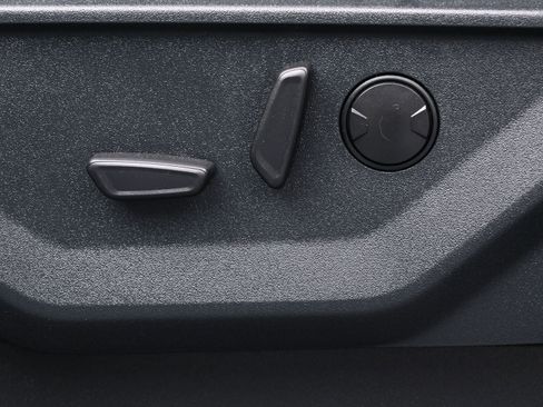 Used 2024 Ford F150 XLT w/ Equipment Group 302A MID image 9