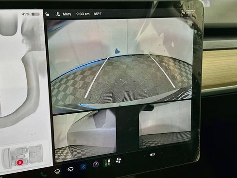 Used 2023 Tesla Model 3 Standard Range RWD image 21