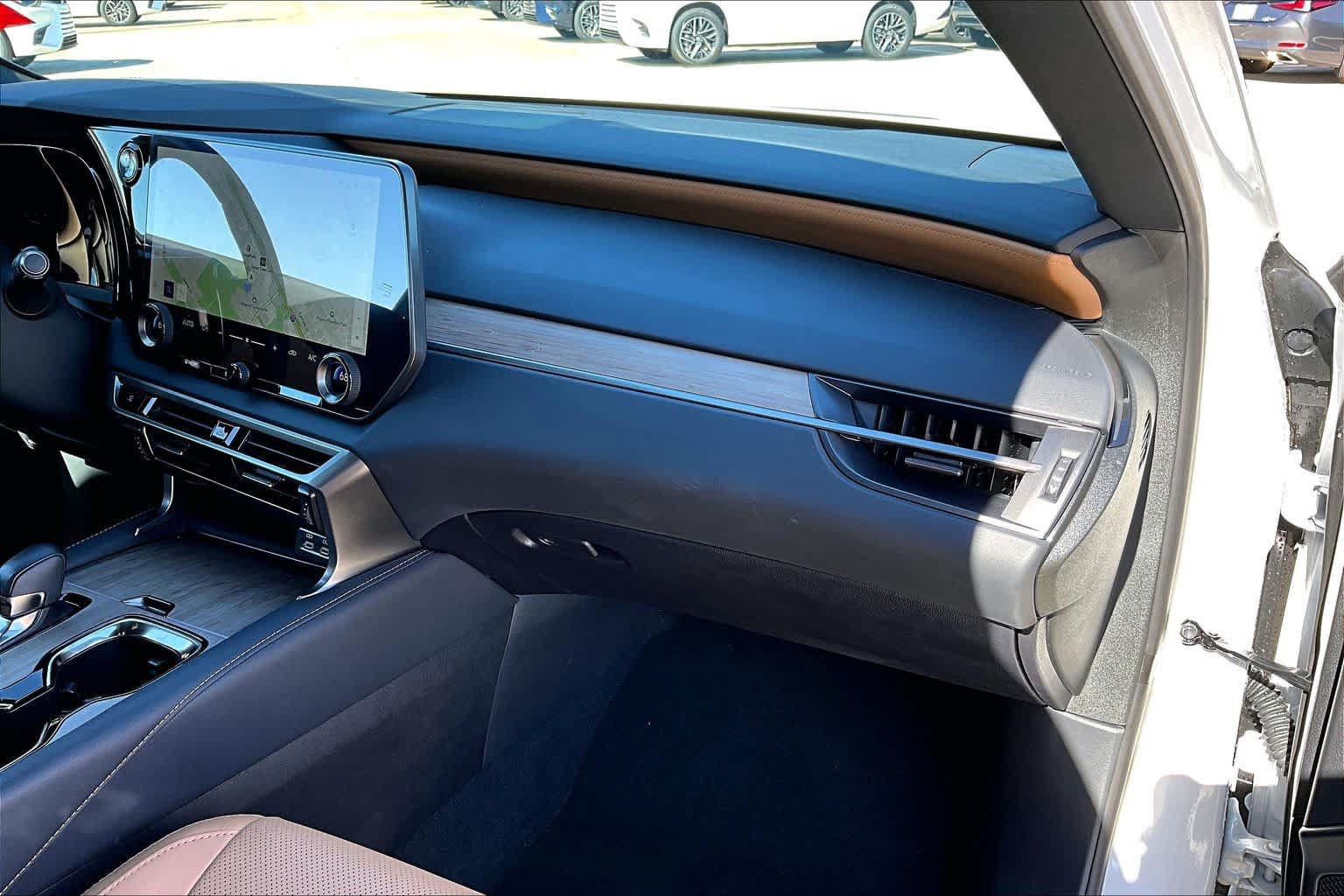 Used 2025 Lexus RX 350 Premium FWD image 19