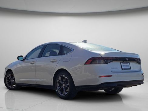 Used 2024 Honda Accord EX image 6