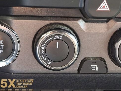 Certified 2022 Toyota Tacoma TRD Sport w/ Technology Package AWD/4WD image 31