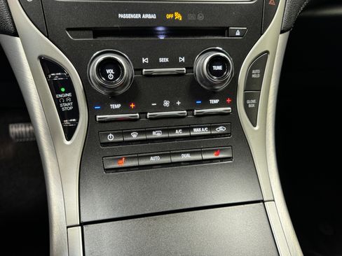 Used 2017 Lincoln MKX Premiere image 23