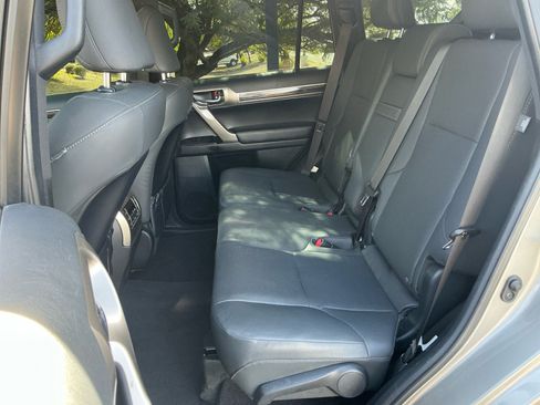 Used 2020 Lexus GX 460 Premium w/ Premium Package AWD/4WD image 14