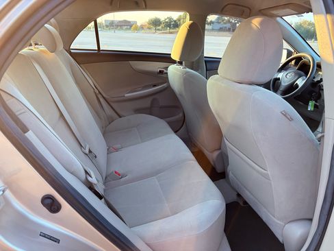 Used 2011 Toyota Corolla LE image 54