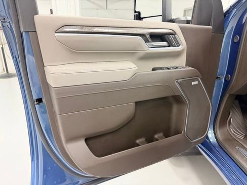 Certified 2025 Chevrolet Silverado 2500 LTZ w/ LTZ Plus Package image 23