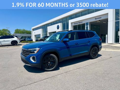 New 2026 Volkswagen Atlas SE FWD image 1