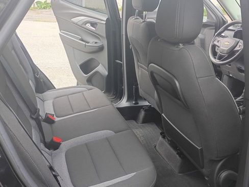 Used 2023 Chevrolet TrailBlazer LT w/ Convenience Package FWD image 15