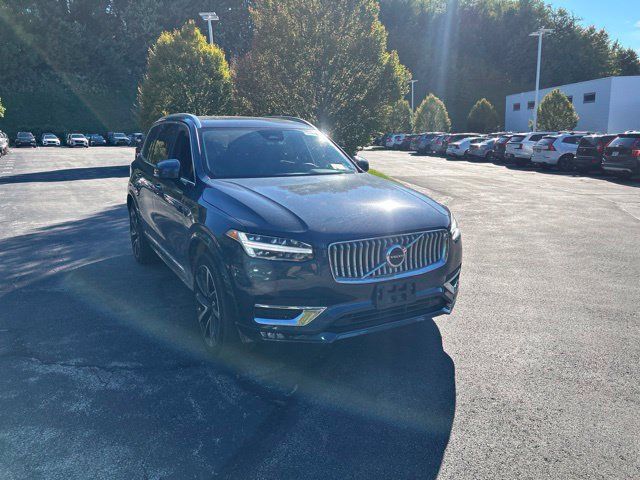 Used 2024 Volvo XC90 B6 Plus w/ Protection Package Premier AWD/4WD image 3
