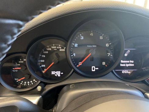 Used 2017 Porsche 911 Carrera S image 13