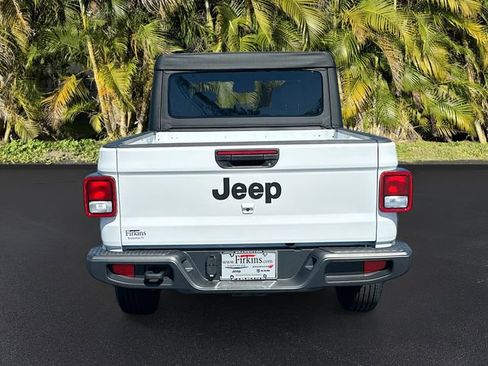 New 2026 Jeep Gladiator Sport image 4