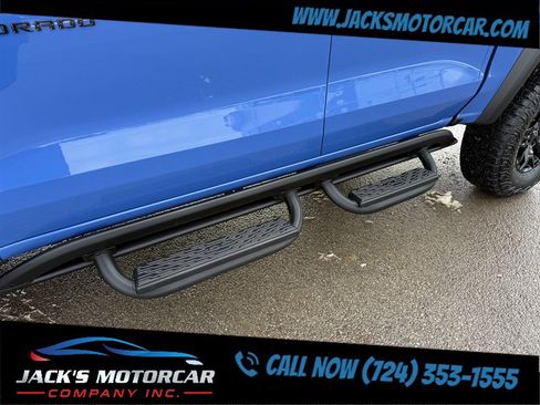 Used 2025 Chevrolet Colorado ZR2 w/ Technology Package image 15