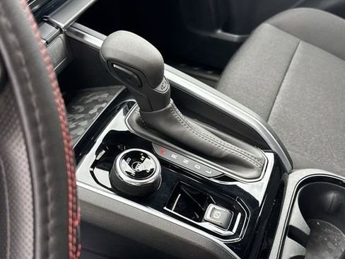 Certified 2024 Chevrolet Colorado Trail Boss w/ Advanced Trailering Package image 15