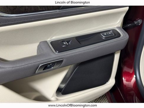 Used 2020 Lincoln Continental Reserve image 51