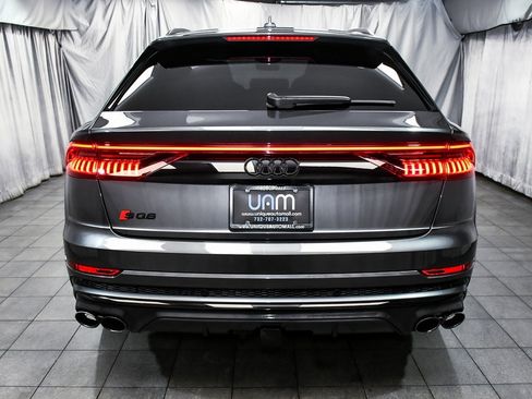 Used 2022 Audi SQ8 Premium Plus w/ Executive Package image 5
