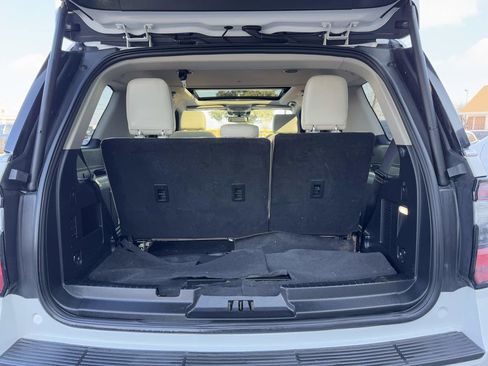 Used 2020 Ford Expedition Platinum image 45