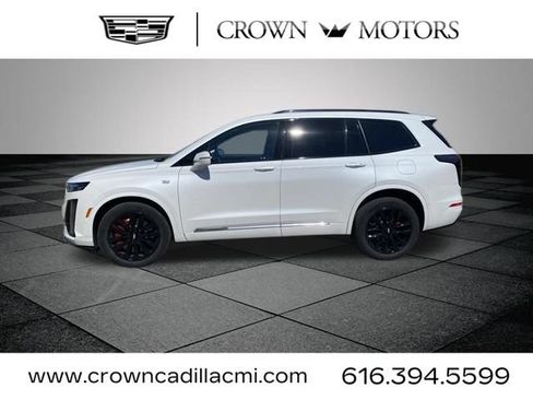 Certified 2023 Cadillac XT6 Sport w/ Technology Package AWD/4WD image 10